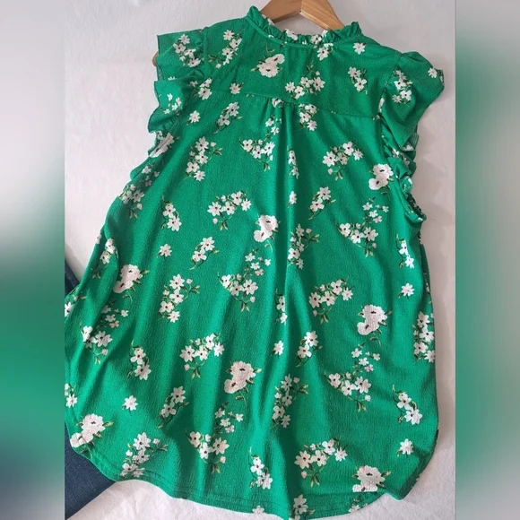 MELLODAY green floral short sleeve Flutter sleeve LARGE hi-low top - Picture 5 of 7